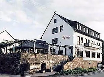 Kastanienhof Holiday home *